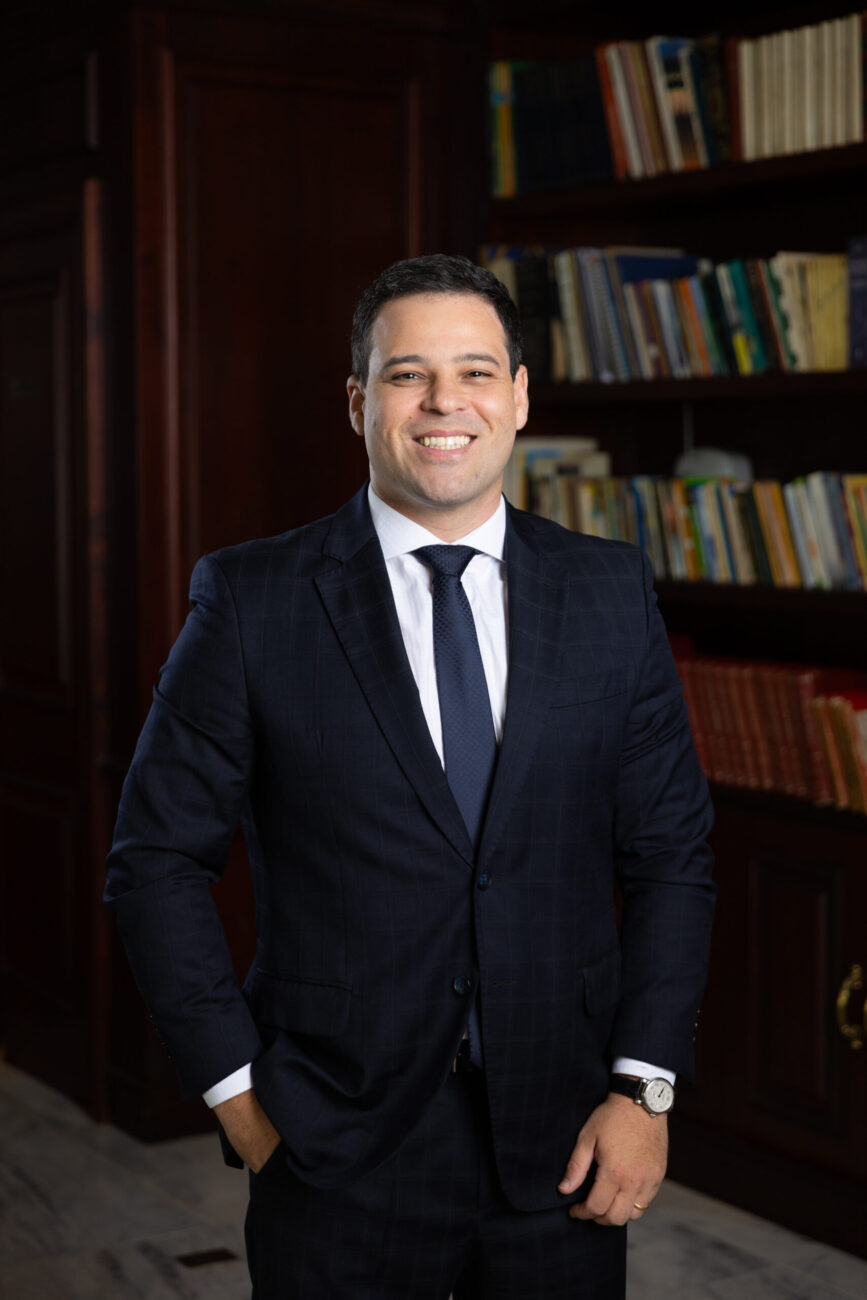 Retratos Hendrix Chiquini Advogados Juan Azevedo fotografia 3 scaled e1772201102475